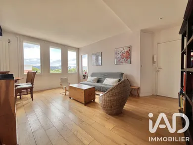 Appartement à Montrouge (92120)