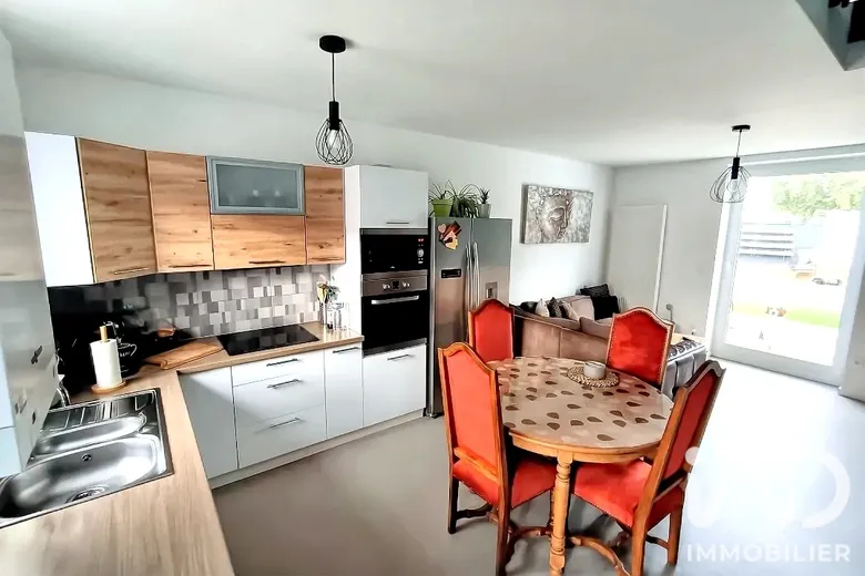 Maison 3 pièces 50 m² · à Saint-Étienne-du-Rouvray · 50 m² · 137 000 €