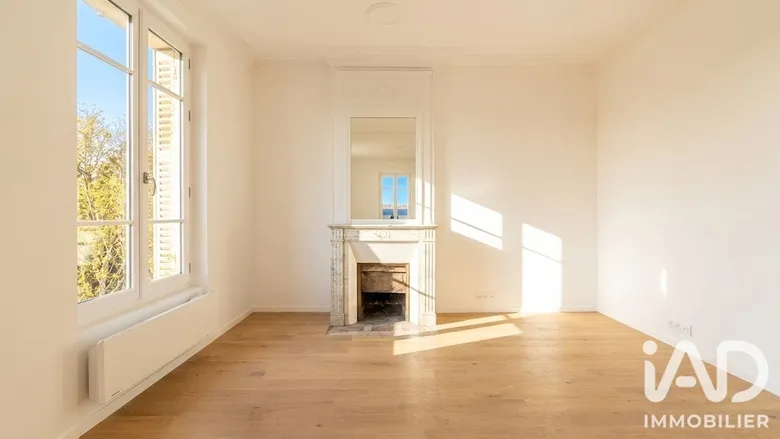 Appartement 2 pièces 46 m² · à Saint-Ouen-sur-Seine · 45,5 m² · 335 000 €