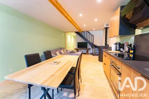 Village house in Colombier-le-Jeune (07270)
