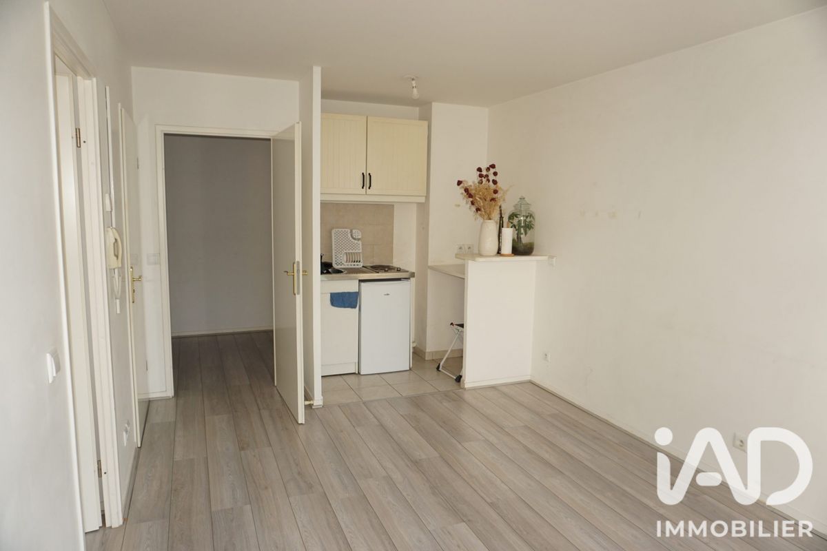 Appartement 2 pièces de 35 m² à Bussy-Saint-Georges (77600)