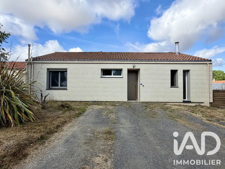 Maison 6 pièces 103 m² · à Montréverd · 103 m² · 249 000 €