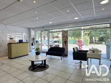 Esthétique, Coiffure​ à Combs-la-Ville (77380)