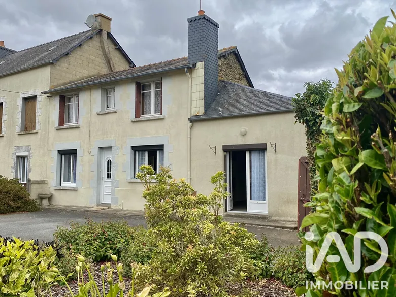 Maison 5 pièces 98 m² · à Plumieux · 98 m² · 90 000 €