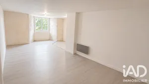 Apartment in Saint-Gervais-sur-Roubion (26160)