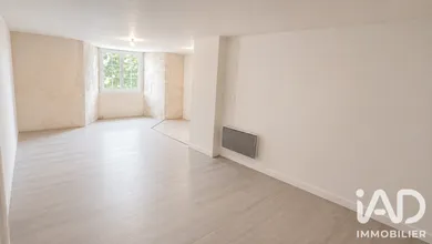 Apartment in Saint-Gervais-sur-Roubion (26160)