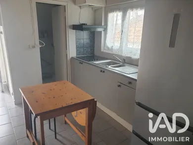 Apartment in Saintry-sur-Seine (91250)