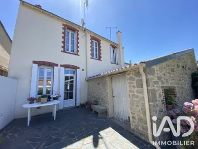 Maison à Les Herbiers (85500)