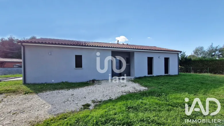 Maison 5 pièces 128 m² · à Saint-Étienne-de-Tulmont · 128 m² · 297 000 €