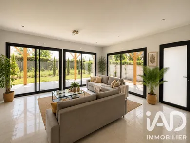 House in Lacanau (33680)