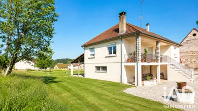 Village house in Tassenières (39120)