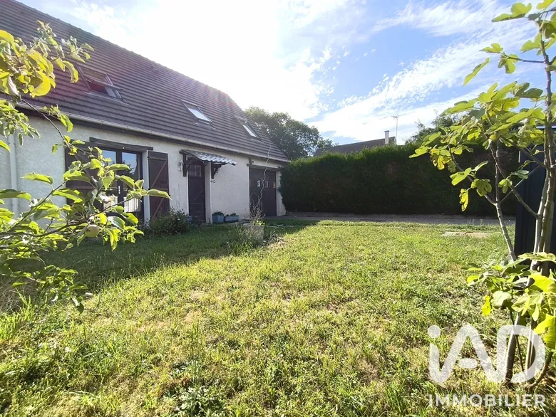 Maison 5 pièces 98 m² · à Chaumont-en-Vexin · 97,9 m² · 250 000 €