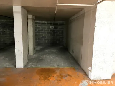 Parking à Paris (75006)