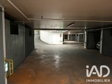 Parking à Paris (75006)
