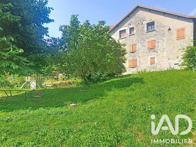 Maison 6 pièces 126 m² · à Savigny · 126 m² · 449 000 €