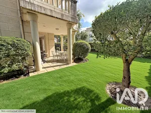 Apartment in Vaucresson (92420)