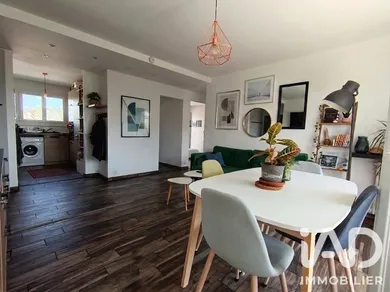 Apartment in Angers (49000)