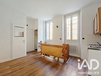 Appartement à Bordeaux (33800)