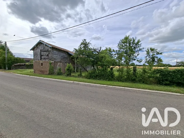 Terrain à Précy-Saint-Martin (10500) · 40 000 €