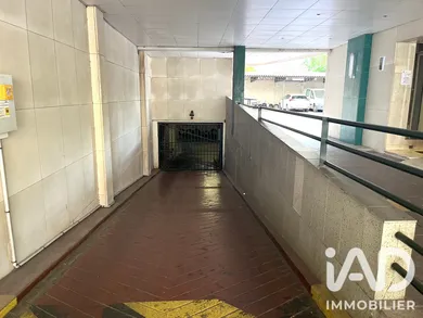 Parking à Montrouge (92120)