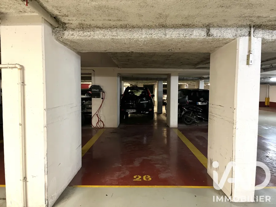 Parking à Paris (75014) photo 3