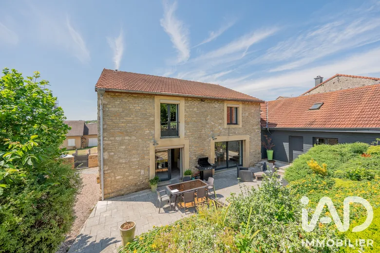 Maison 6 pièces 186 m² · à Guignicourt-sur-Vence · 186 m² · 299 900 €