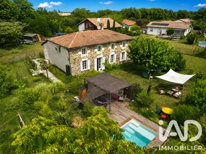 Maison de campagne à Lugos (33830)