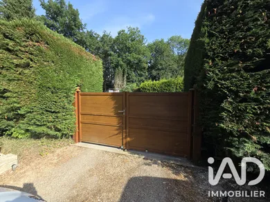 Châlet à Égriselles-le-Bocage (89500)