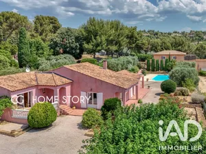 Maison à La Cadière-d'Azur (83740)