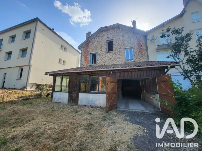 Maison 6 pièces 115 m² · à Saint-Victurnien · 115 m² · 109 000 €
