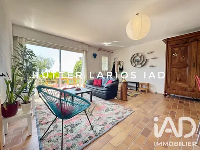 Appartement à Hyères (83400)