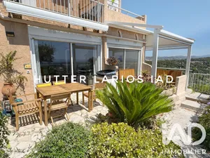 Appartement à Hyères (83400)
