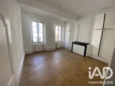 Immeuble à Foix (09000)
