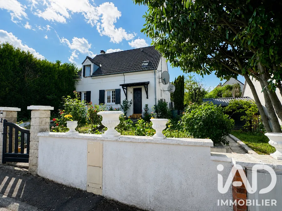Maison à Mantes-la-Ville (78711) photo 3