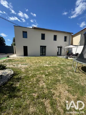 Townhouse in Lezoux (63190)