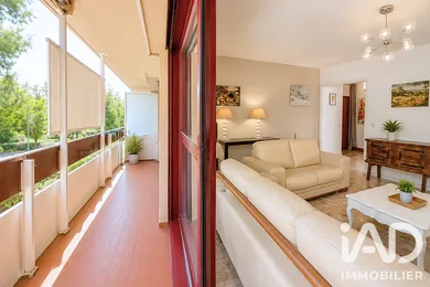Apartment in Aix-en-Provence (13100)