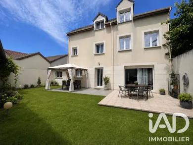 Maison à Sucy-en-Brie (94370)