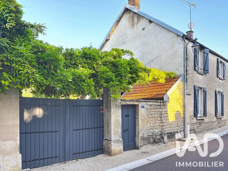 Maison 6 pièces 120 m² · à Cry · 120 m² · 155 000 €