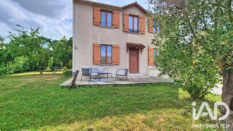 Maison 8 pièces 145 m² · à Villabé · 145 m² · 399 000 €