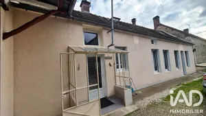 Maison de campagne à Arthonnay (89740)