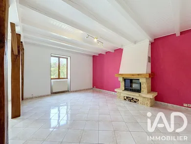 Maison de village à Saint-Marcel (36200)