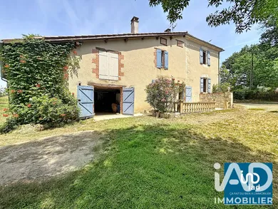 Maison de campagne à Fleurance (32500)