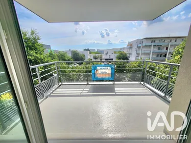 Apartment in Tours (37100)