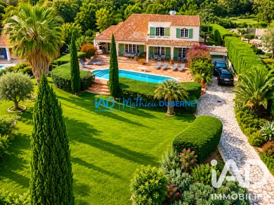 Domain in Grimaud (83310)