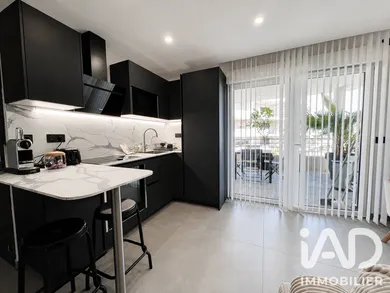 Apartment in Saint-Raphaël (83700)