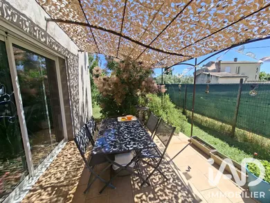 Traditional house in Pernes-les-Fontaines (84210)