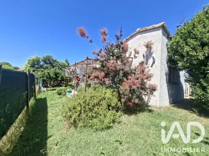 Traditional house in Pernes-les-Fontaines (84210)