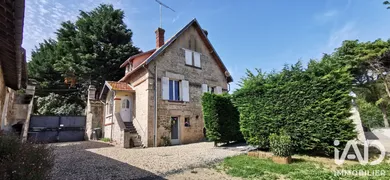 Domain in Vassens (02290)