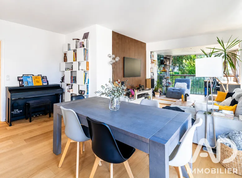 Appartement 5 pièces 94 m² · à Le Chesnay · 94 m² · 485 000 €