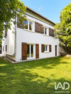 Maison à Sucy-en-Brie (94370)